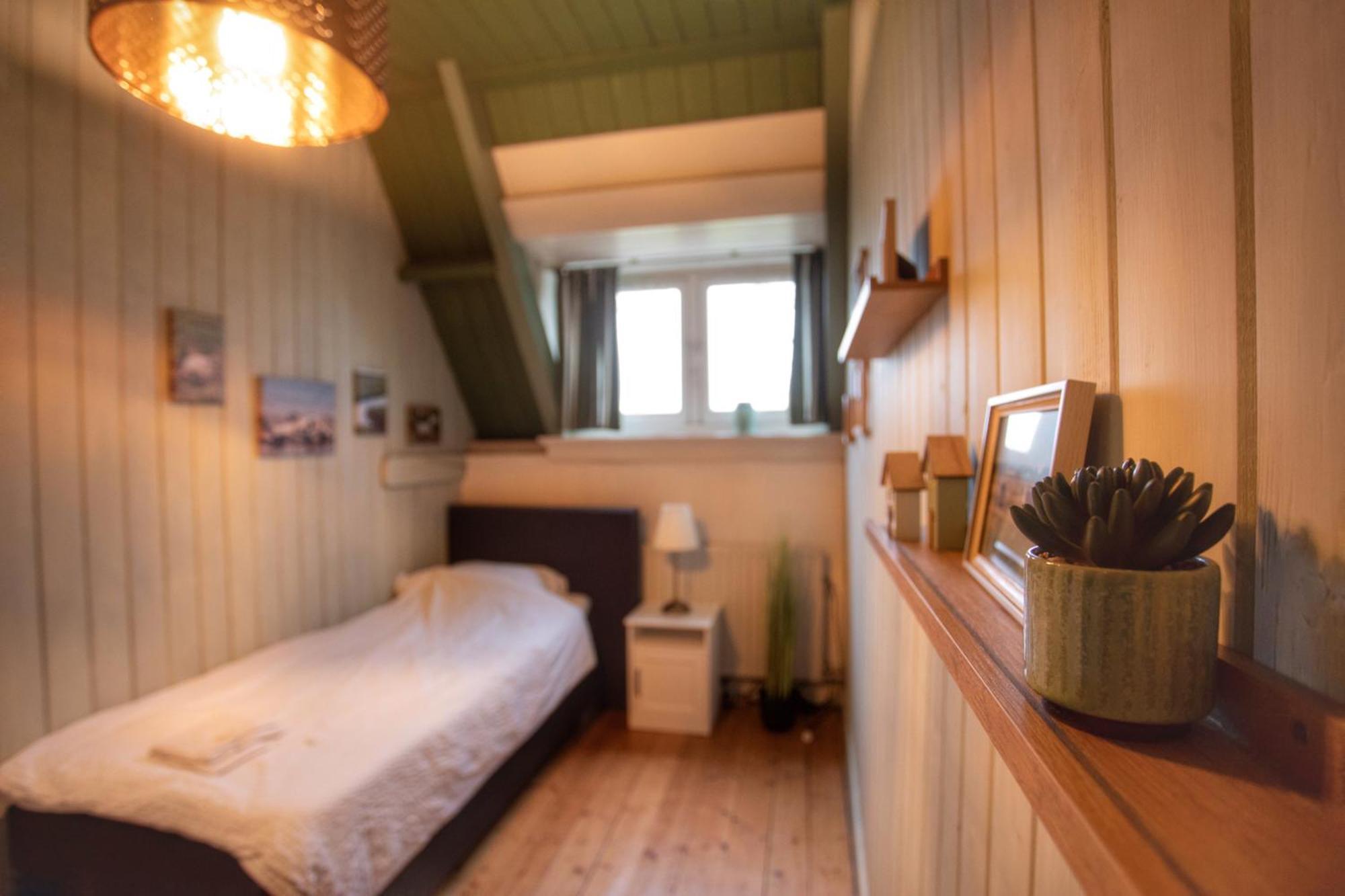 Huize Adriana Guest House Wolphaartsdijk Екстериор снимка