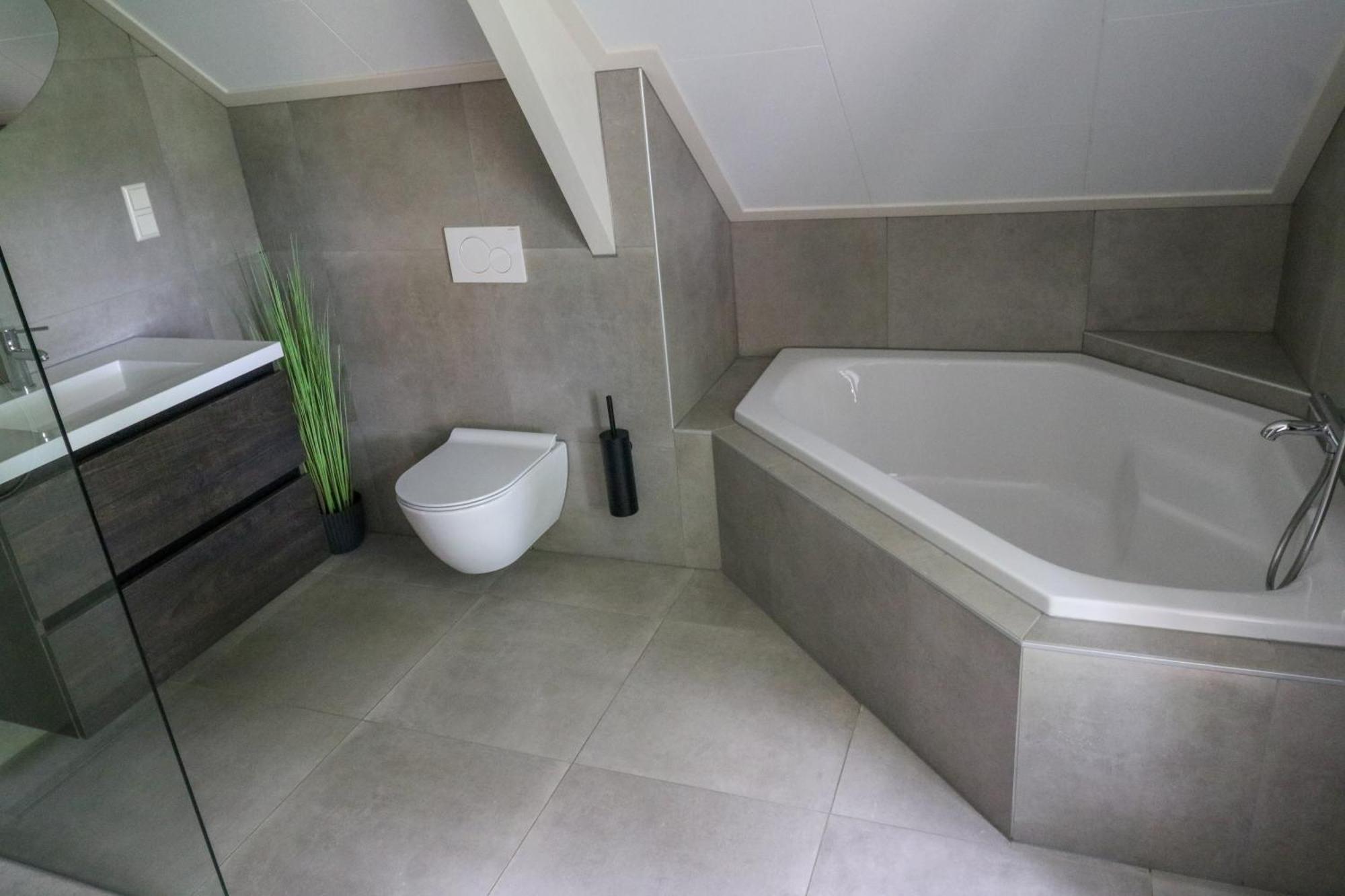 Huize Adriana Guest House Wolphaartsdijk Екстериор снимка