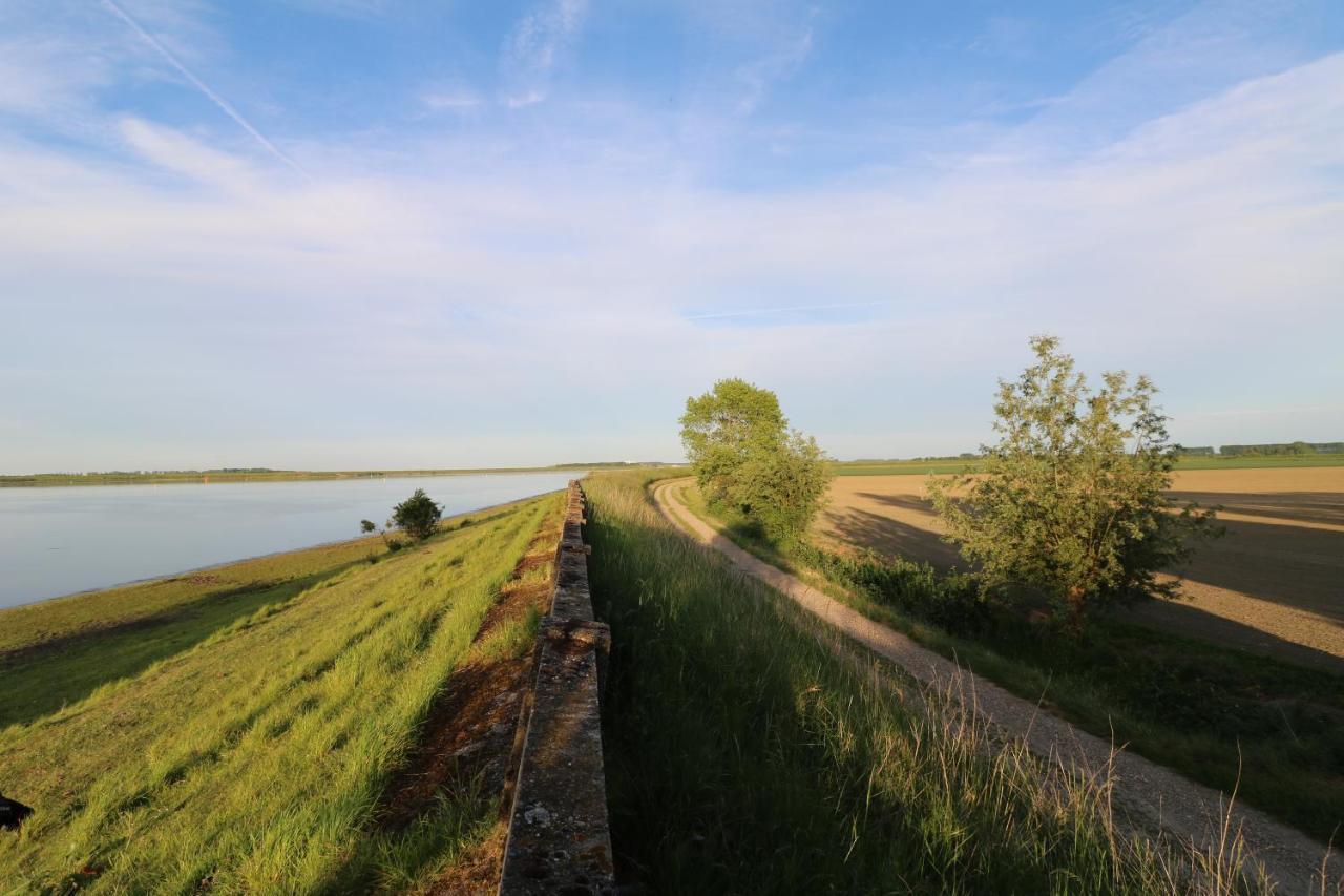 Huize Adriana Guest House Wolphaartsdijk Екстериор снимка